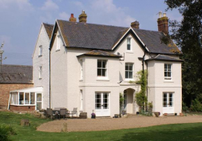 Гостиница Haselor Farm B & B  Эвешам